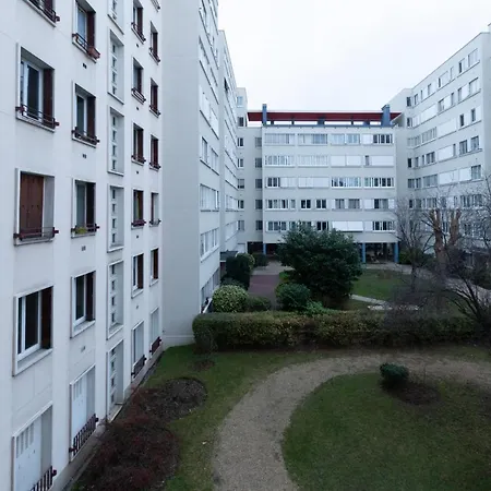 Lägenhet 2 Steps From Paris, Nice Studio With Sleeping Area